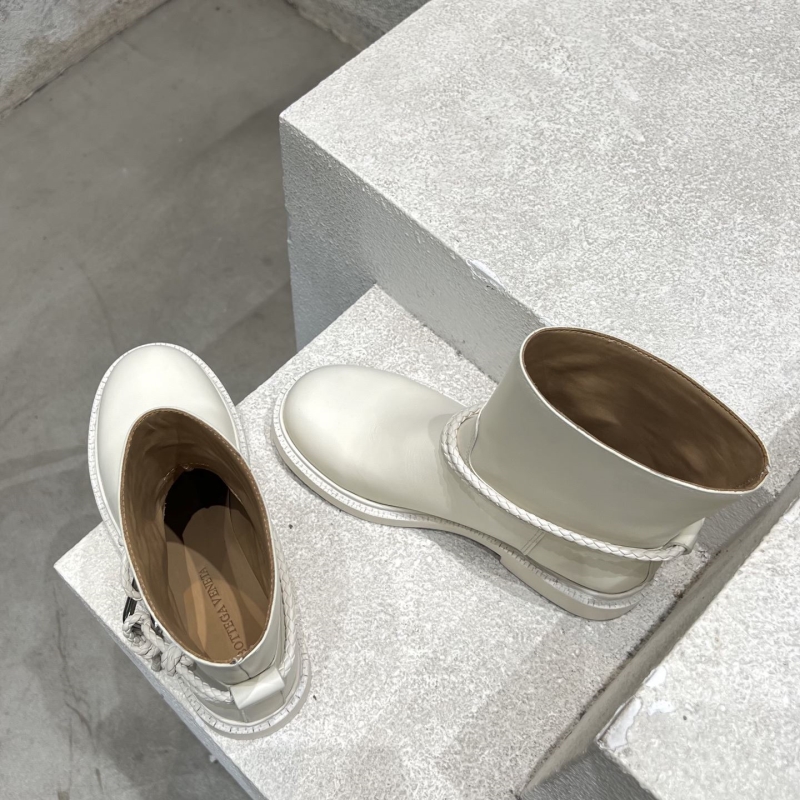 b0tt*ga Ven*ta boots